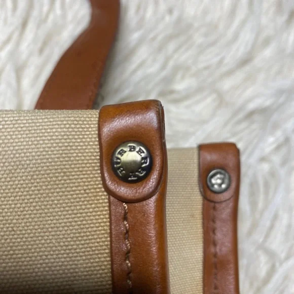 BURBERRY Tote Bag Canvas Beige Authentic - Picture 9 of 16